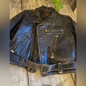 Vintage leather Buco late 1950’s to 1960s. Steer Hide D-pocket J-82 Detroit.